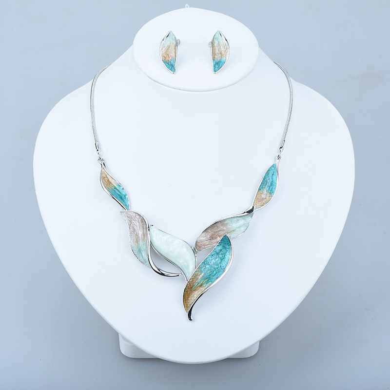 Iceyy-女性のためのレジンネックレスとイヤリングのセット - Resin Art Earrings Design のレビューと価格