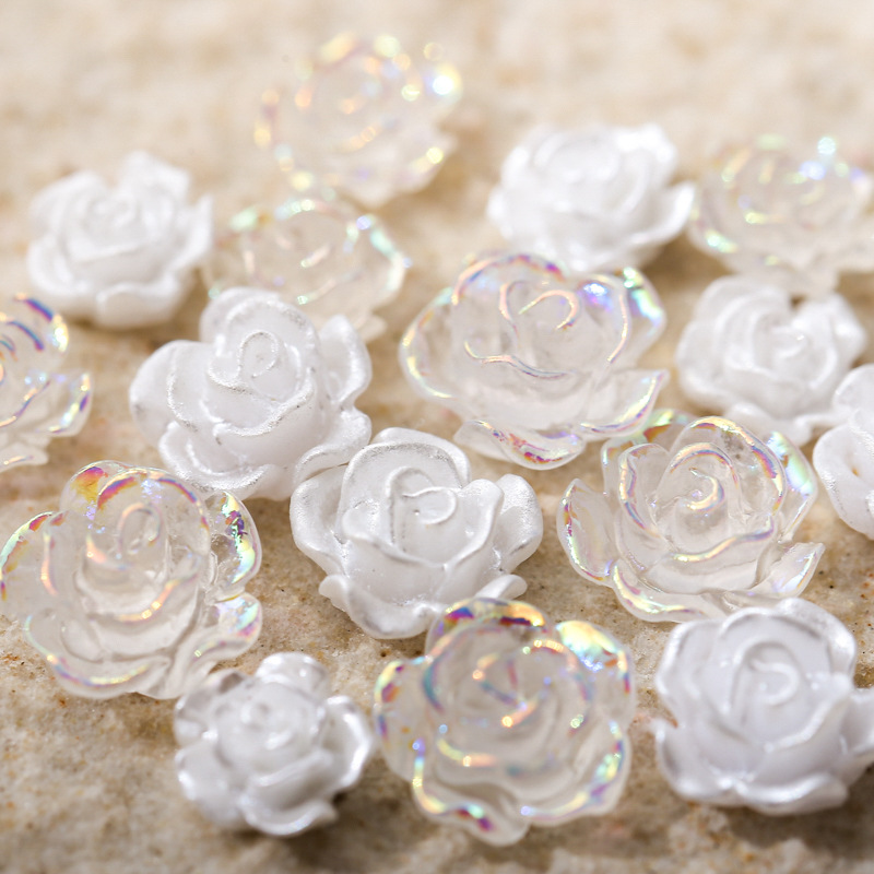 50 個 6/8/10 ミリメートルホワイトローズの花チャー - Resin Art Rose Petals のレビューと価格