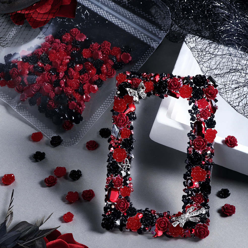 100個入り 赤と黒の樹脂製バラの花 ネイルアートデコレーシ - Resin Art Rose Petals のレビューと価格